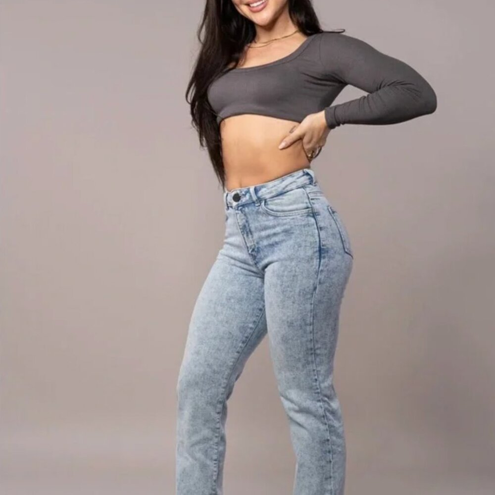 FITJEANS Straight Leg Jeans in 80s Blue